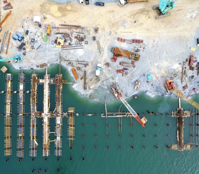  9 مناقصات لإنجاز «ميناء مبارك»